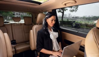 Long-distance point-to-point limo rental in Highlands Ranch, CO
